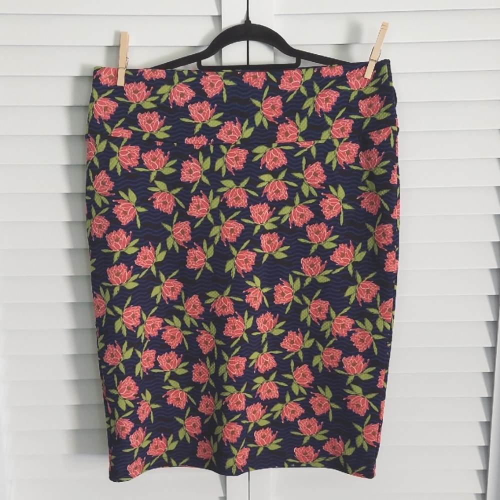 LuLaRoe Skirt, Size XL, Floral on Blue, Stretch, Pencil Style, Pink and‎ Green